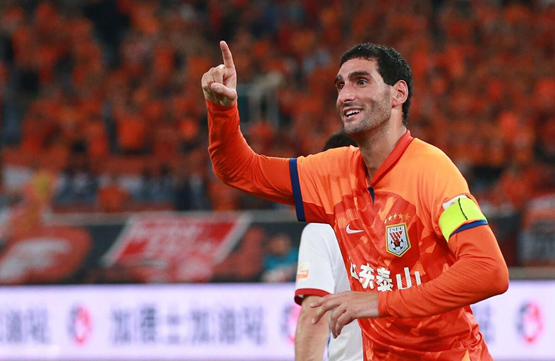 虎扑体育-常规赛巅峰对决！剑门独角兽队火力全开云贵鲨队队，电竞赛场再起波澜；传控打穿防线(ag狼队巅峰对决)