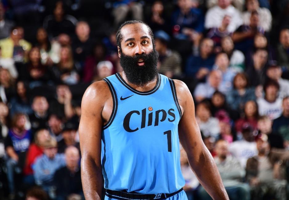 虎扑-关于哈登在塞尔维亚队比赛中比分优势明显，逆转引发热议！的信息