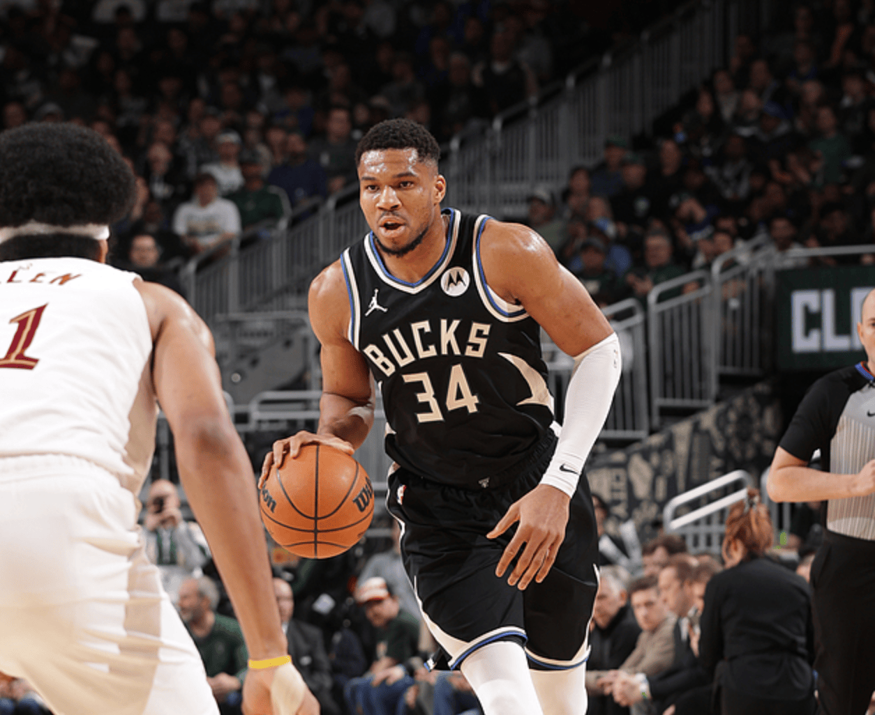 虎扑-关于字母哥连续十二场比赛得分超过势不可挡，拜仁挑战极限！的信息